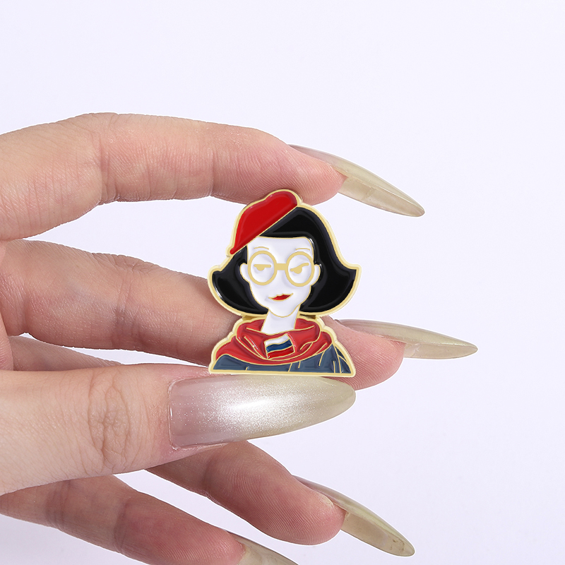 Cartoon Russian Girls Personag - Ethnic Fashion Images recensione e prezzo